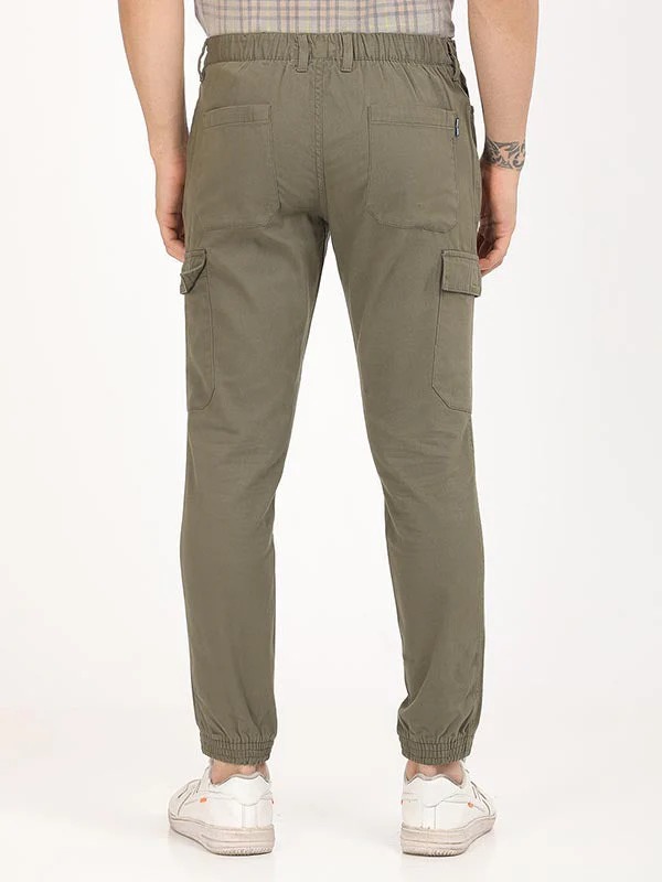 Indian Terrain Men's Comfort Fit Solid Green Trousers
